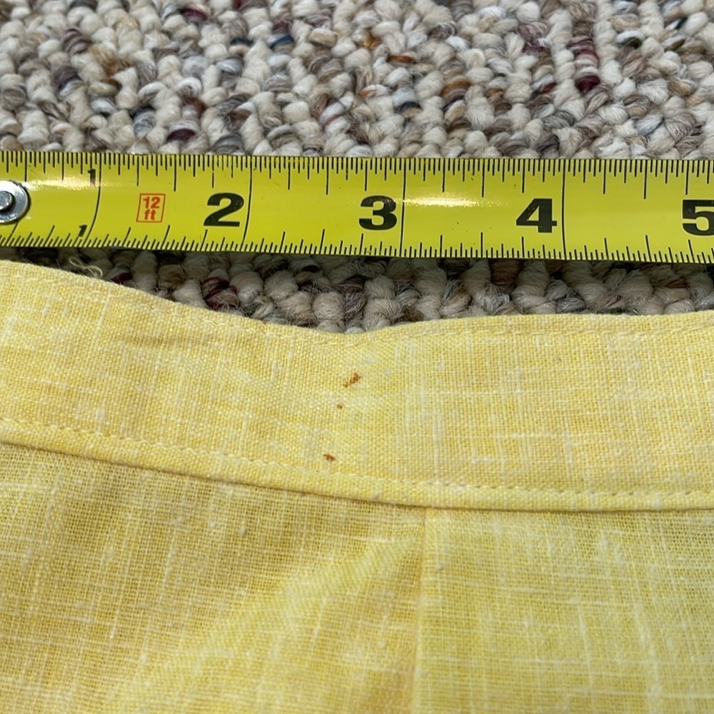 Vintage Yellow Linen Like Skirt. Size 6 - Picture 7 of 10